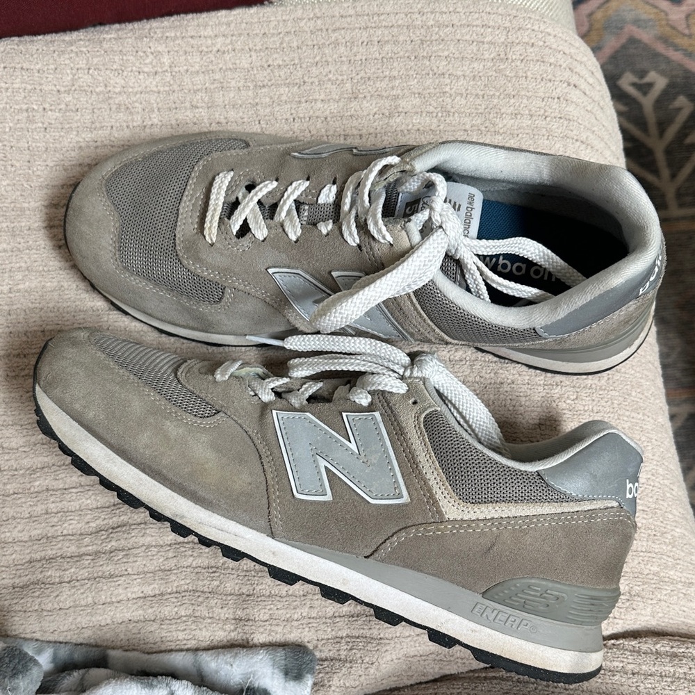 New Balance Men's Beige and Gray Sneakers